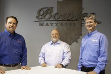 Bowles-matras herschikt topmanagement » BedTimes Magazine